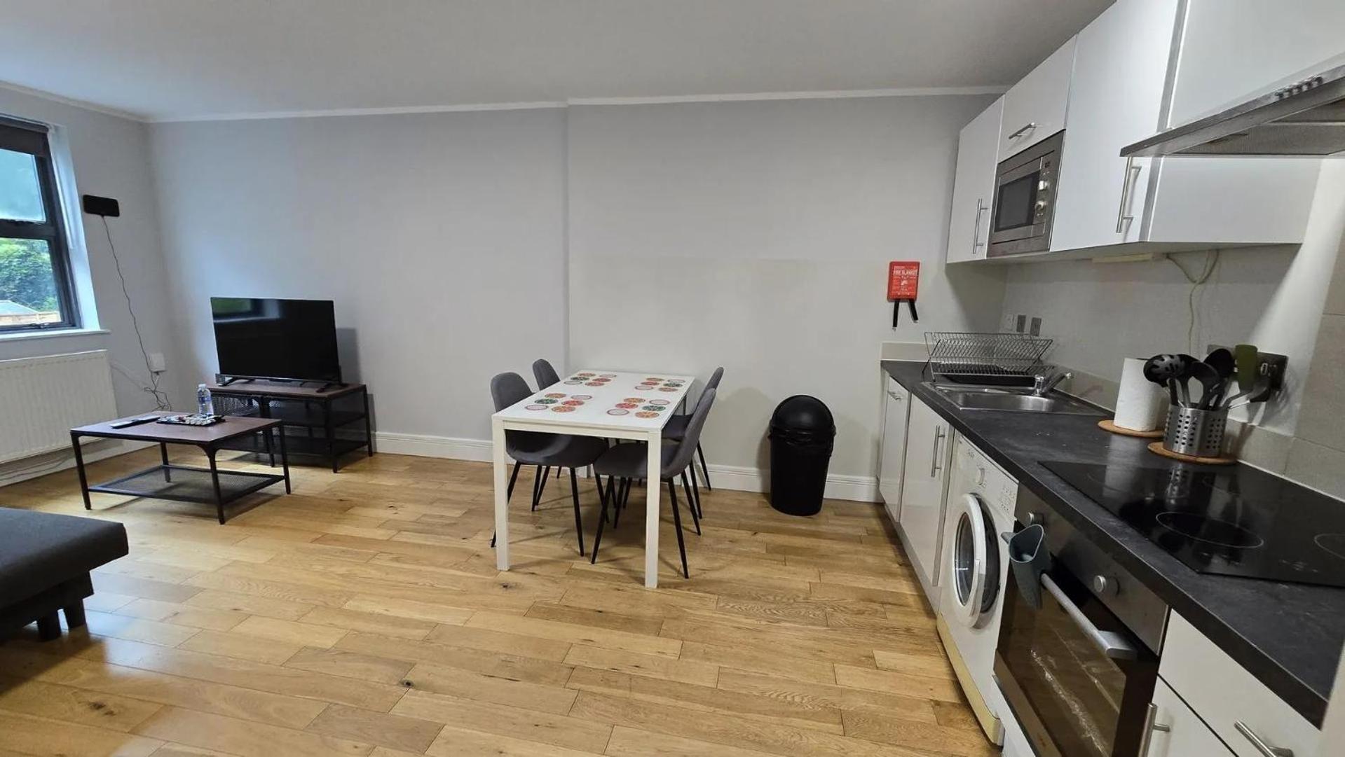 Westciti Chatsworth Road Apartment *